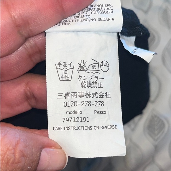 I blues size Large Black Sleeveless Top with Embellishments - Picture 7 of 7